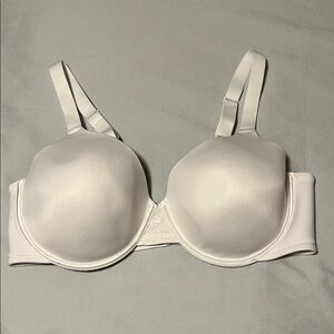 Vanity Fair Radiant Smooth White 40D Women's Bra 76528 Good Condition Underwire